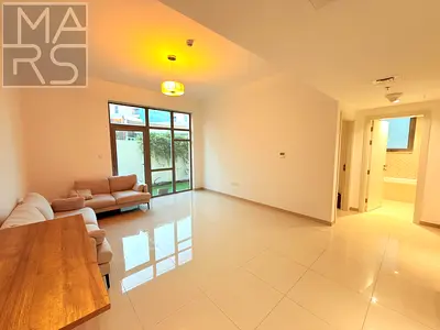 Spacious | 1 bedroom | private garden | Luxurious amenities |