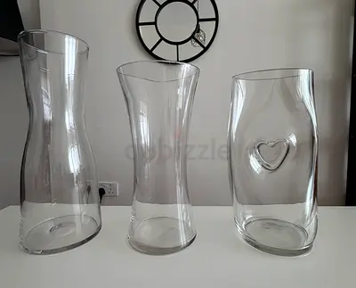 Set of 3 Clear Decorative Glass Vases (Tall, Medium, Heart Accent)