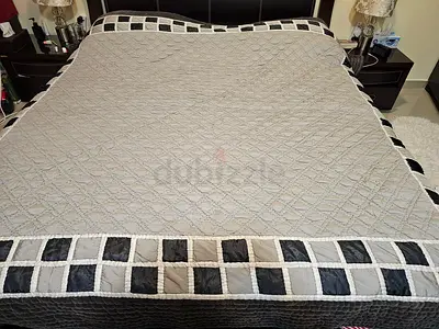 Homecenter satin and velvet Bedspread