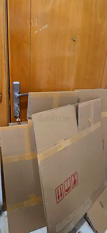 Big cupboards / good condition