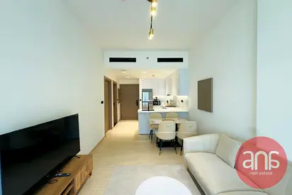 Fully Furnished | Mid Floor | Vacant