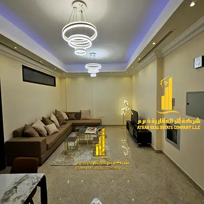 شقة فاخره غرفتين وصالة مع بلكونه باطلاله مفتوحه.عجمان الراشديه 3 . مفروشه بالكامل. للإيجار الشهري. الايجار يشمل الفواتير والإنترنت