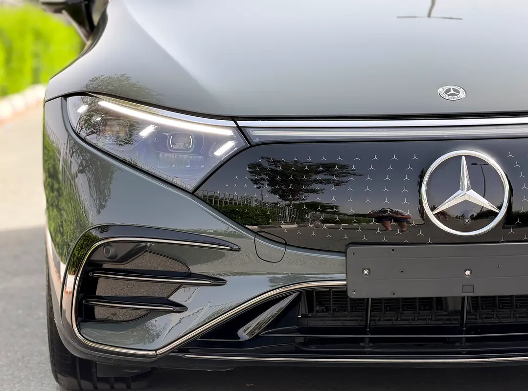 Mercedes-Benz EQS 2024