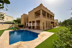 7 Bedroom | Private Pool | Prime Location |