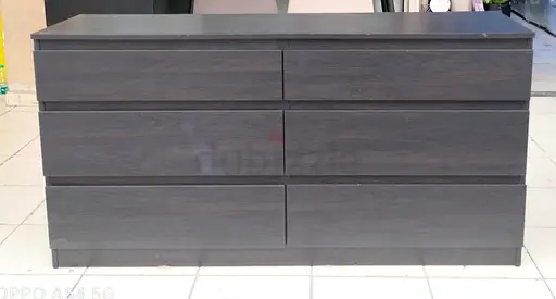 Dark Wood 6-Drawer Dresser / Chest - Good Condition