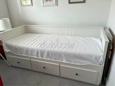 Ikea White Hemnes Daybed with Ikea Mattress