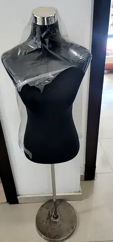 Female Tailors Dress Form Mannequin - Adjustable Stand