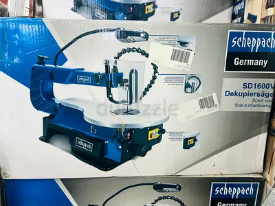 Scroll wood cut saw