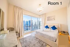 Super King Room | Near Metro  Mall | Roof Top Pool with Spa | Marina  Skyline | La Riviera