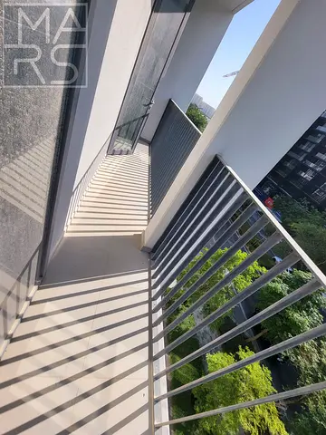 Lavish 2bedroom | big balcony | Premium location