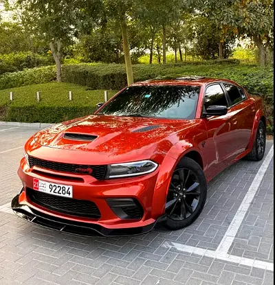 SRT Hellcat Wide Body Kit - AWD- V6 – Sunroof - Full Option -  Rare Replica –