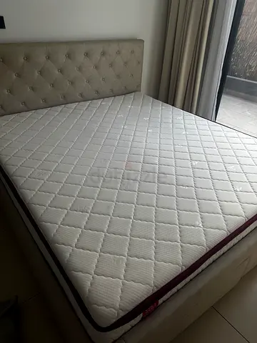 King Bed and Mattress - Perfect condition with drawer storage - must go today