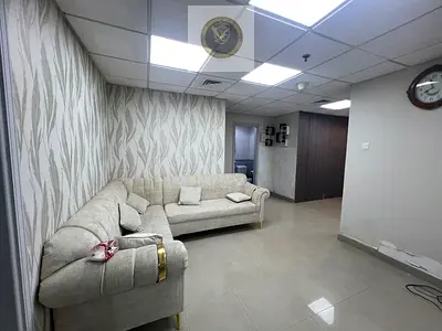 افخم غرفتين وصاله بالتعاون/مفروشه بالكامل/بلكونه باطلاله مفتوحه/خزائن بالحائط/قريبه علي مخرج دبي