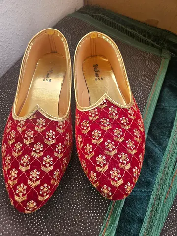 Red Embroidered Traditional Mens Mojari Shoes - Size 45