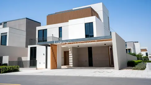 Luxury Elie Saab Villa | Vastu | Large Plot