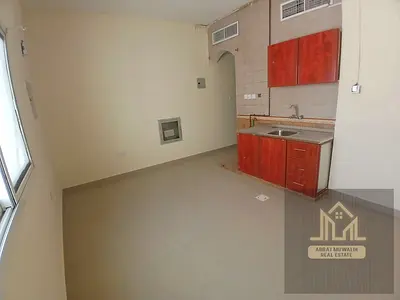 WOW \\ LAVISH \\ LUXRY APPARTMENT \\ FAMILY BUILDING \\ just 18k