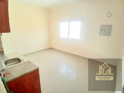 WOW \\ LAVISH \\ LUXRY APPARTMENT \\ FAMILY BUILDING \\ just 17k