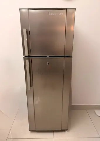 WestPoint Fridge  Freezer (240 L)