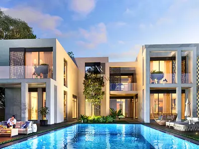 On Golf Course | Luxury Home | Resale
