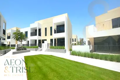 3 Bedrooms+Maids | Well Maintained | Corner Unit
