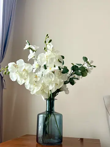 Artificial orchids flower