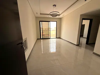 Balcony with an open view # Central air conditioning # Large space # 6 installments # Easy access t