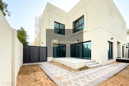 3 bhk Ready Smart Sustainable Villas | Premium Family Community | Premium Location- High ROI