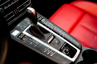 2021 Porsche MACAN — фото 10