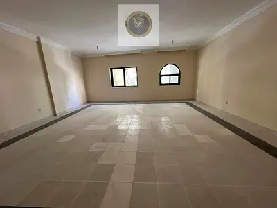Spacious 3BHK | Huge Hall with 2 Entrances | Maid Room | 6 Payment