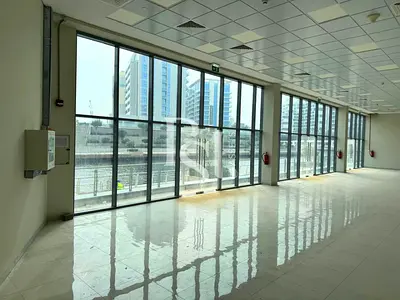 Vacant | Fitted Retail | Up to 4 Payments