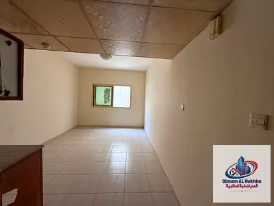 استوديو واسع للإيجار في البوطينة تكييف وغاز مركزي موقع حيوي قريب لولو ونستو والمدينة الإيجار 16 ألف سنوي