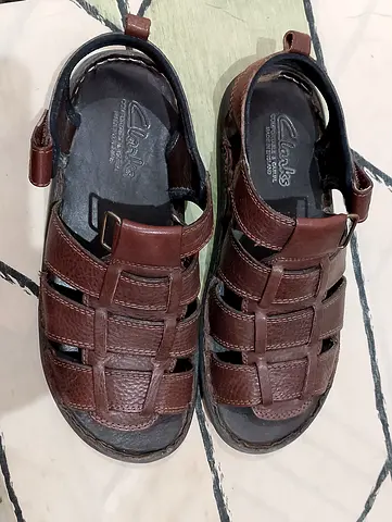 Clarks size 8