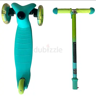 Madd Gear Zycom Zinger Light-Up Scooter