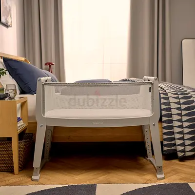 SnuzaPod Bedside Sleeper / Bassinet - Light Grey, Good Condition