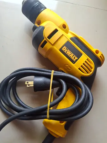 Dewalt drill machine (110v)