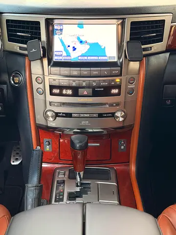 2014 Lexus LX-SERIES — миниатюра 13
