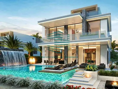 WATERFRONT | BEST VIEWS |BEACH FACING