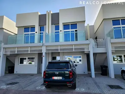 ONE BEDROOM TOWN HOME SINGLE ROW
