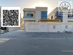 Villa for rent in Al HOLEW area, consisting of five master bedrooms, a majlis, a living room, and a