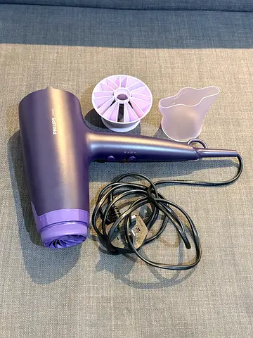 Hair dryer Philips 2100W