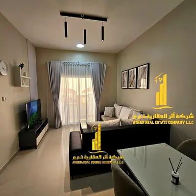اول ساكن افخم وارقى شقة غرفة وصالة مفروشة بالكامل فرش جديد راقى جدا بموقع مميز جدا شاملة كافة الفواتير والانترنت