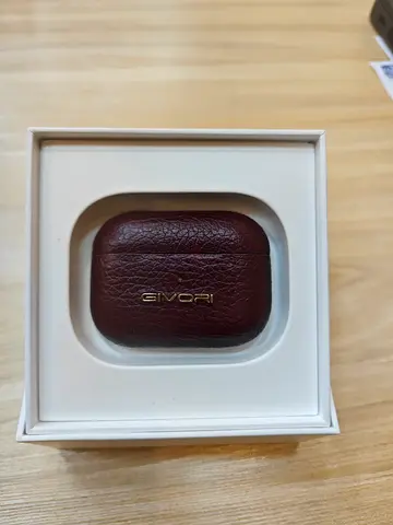 Apple airpod pro GIVORI leather earbuds (with box)
