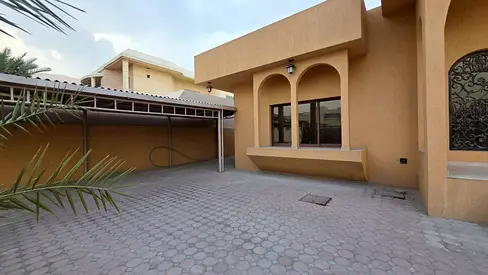 *For Sale: Single-Story Villa in Al Falaj Area, Al Raqqa Suburb, Sharjah*