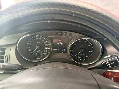 Mercedes-Benz R-Class R 500 2006 Japanese Specs