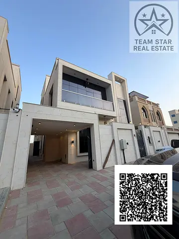 Villa for rent in Al Zhia area, consisting of five master bedrooms, a majlis, a living room, and a maid's room