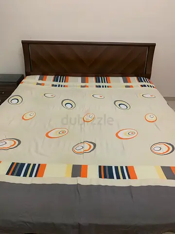 Kingsize bed with medicated mattress