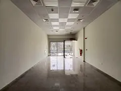 ON THE PRIME BUISSNESS LOCATION BRAND NEW SHOP FOR RENT