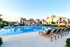 Family Villa | 60 Sec to the Pool | Vastu | Vacant