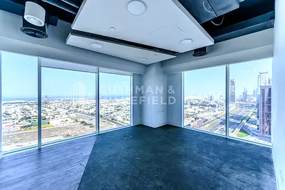 Full Floor | Semi Fitted | Prime Location
