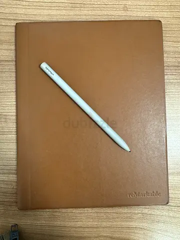 Remarkable 2 with original leather folio